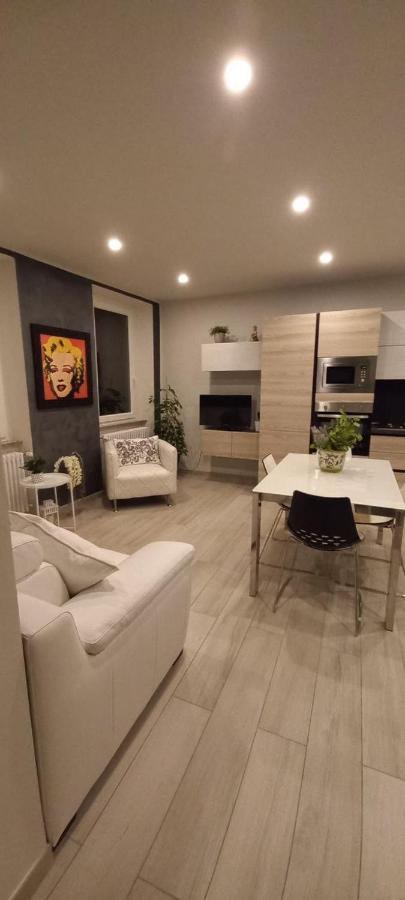 Marilyn Apartment Como Exterior photo
